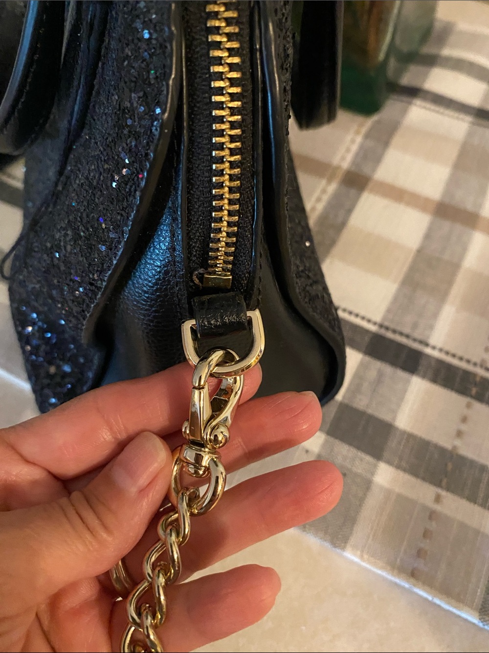 Kate Spade 
Black Mini Reiley Laurel Way Purse- Glitter Mini
New without tags - Picture 8 of 14
